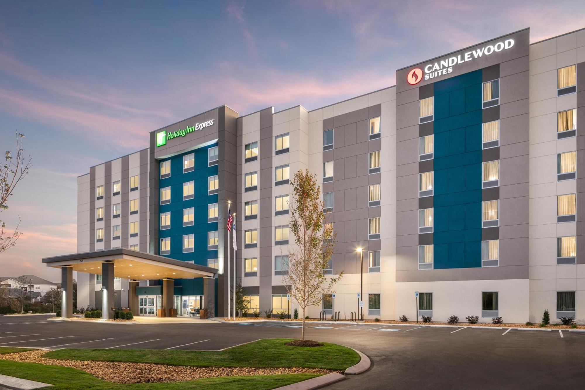 Holiday Inn Express Chattanooga - Hamilton Place Exterior photo